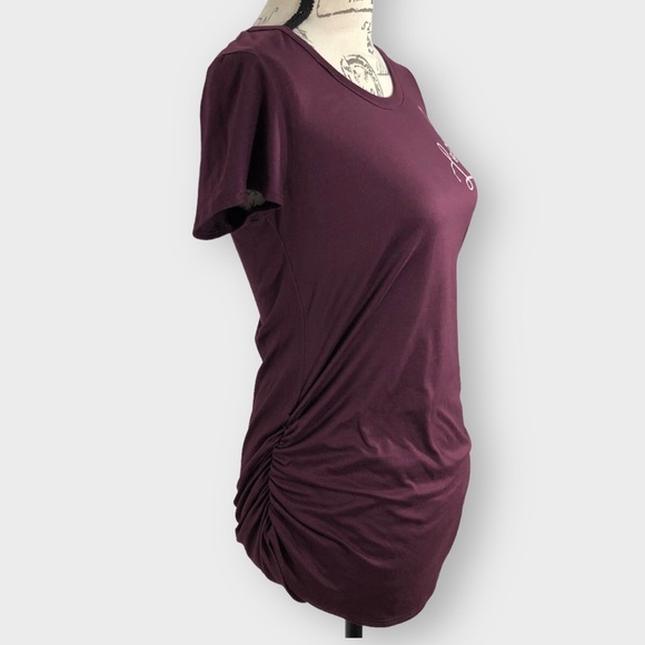 Violet & Ruby, “Loved“ Graphic, Ruched Sides Tee - Picture 5 of 13